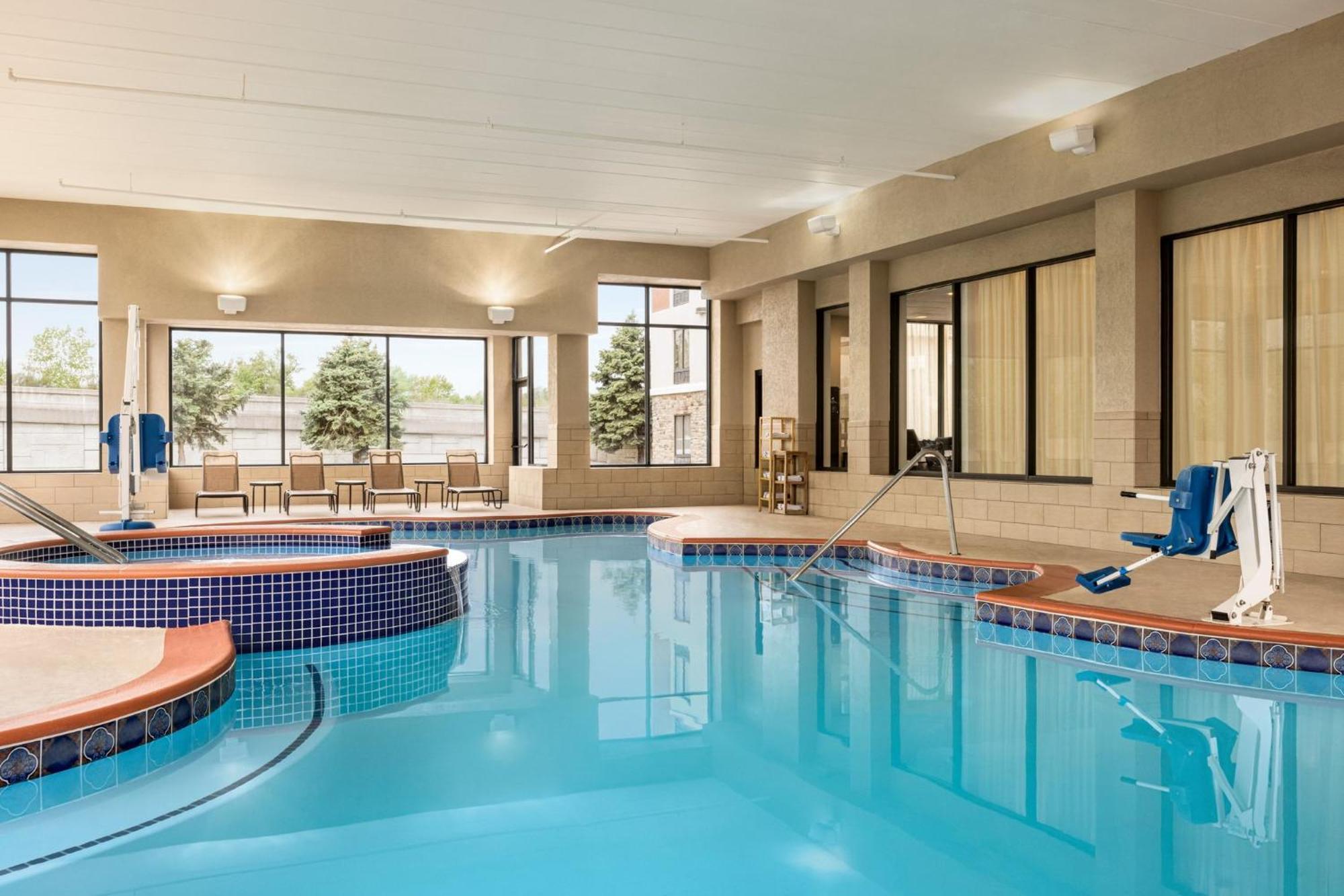 Holiday Inn Express Hotel & Suites Indianapolis W - Airport Area By Ihg Zewnętrze zdjęcie