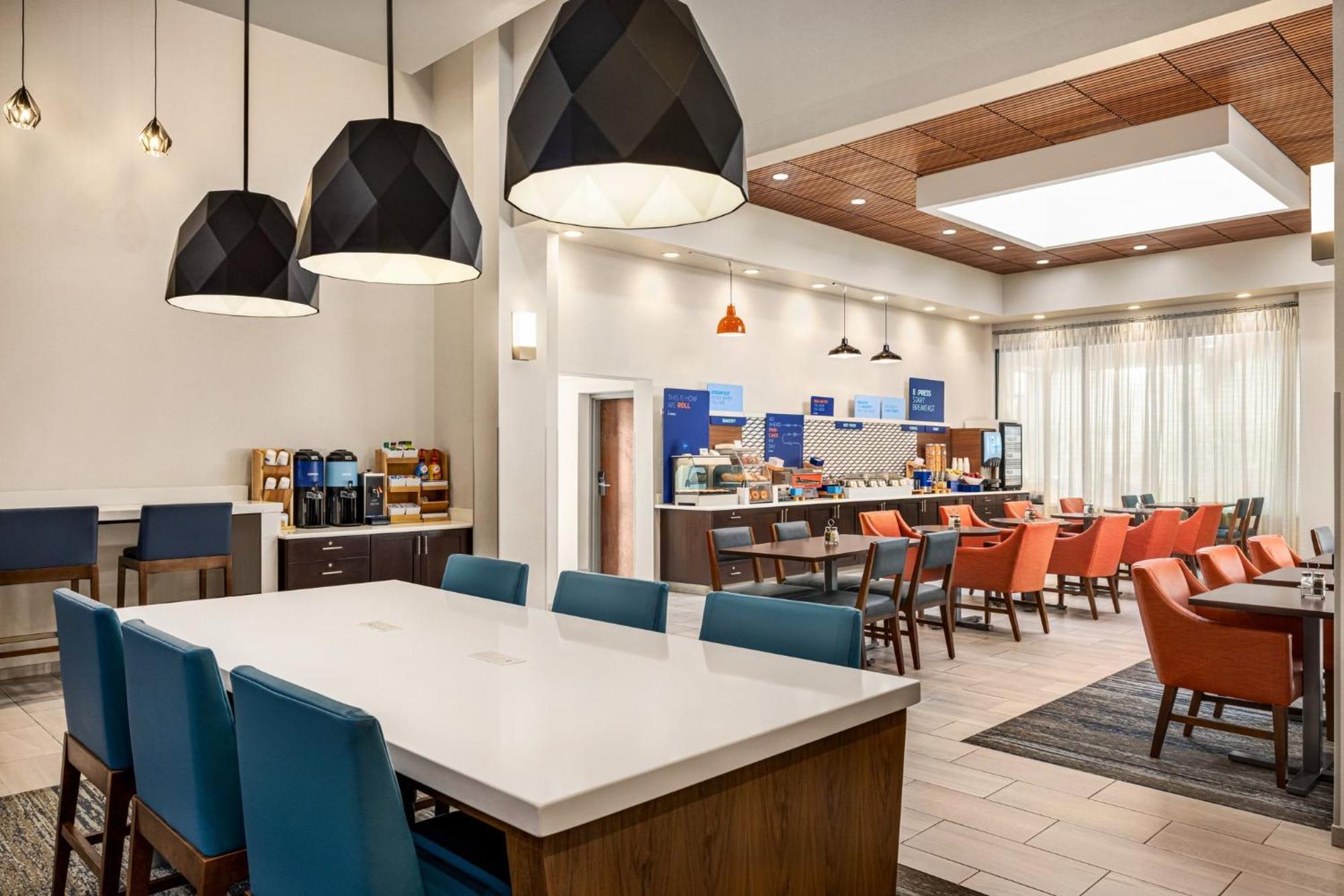 Holiday Inn Express Hotel & Suites Indianapolis W - Airport Area By Ihg Zewnętrze zdjęcie